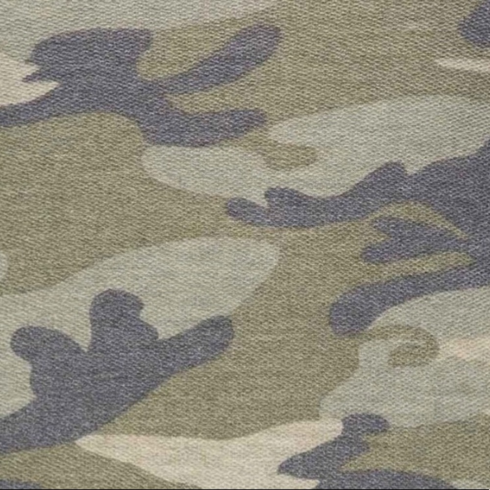 ๐ ๐ S ๐ Camouflage tunic top - Picture 4 of 4